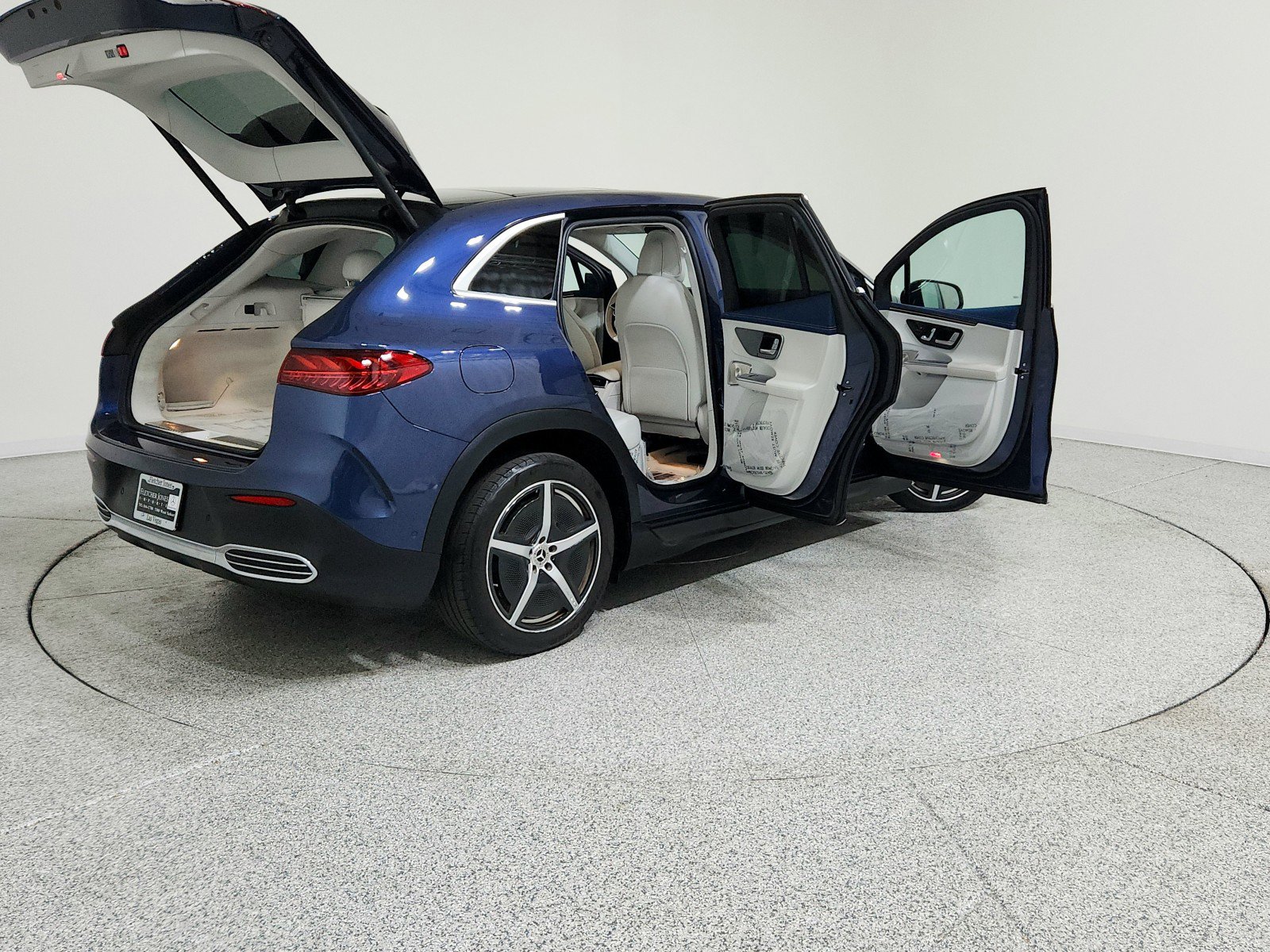 Certified 2023 Mercedes-Benz EQE 500 4MATIC SUV image 8