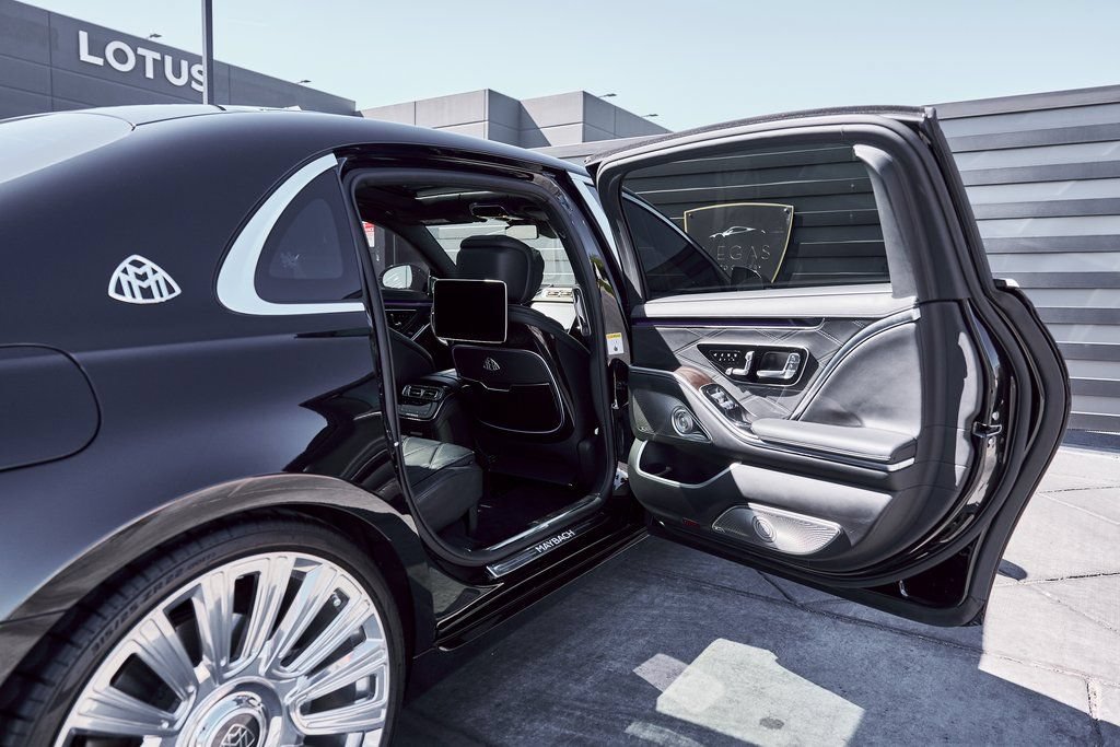Used 2021 Mercedes-Benz Maybach S 580 4MATIC image 26
