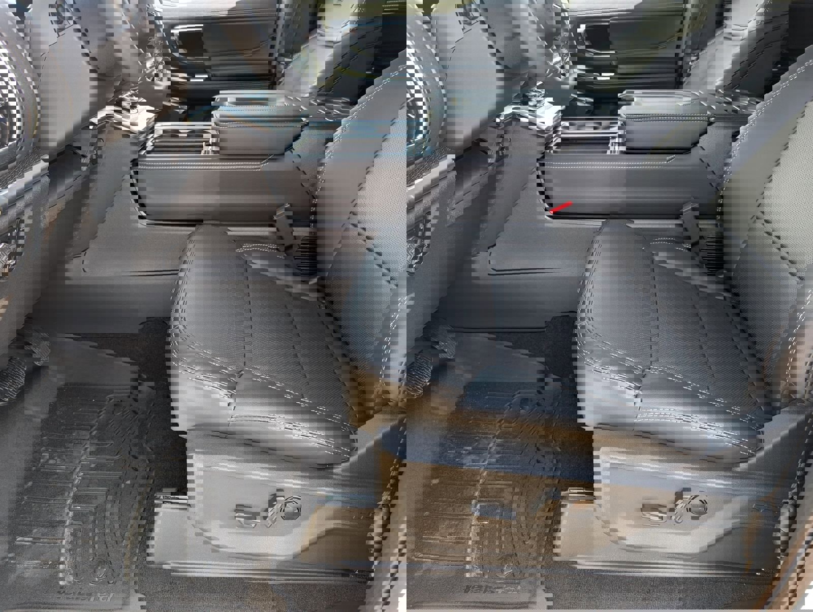 New 2026 Ford Expedition Platinum w/ Stealth Performance Package image 15