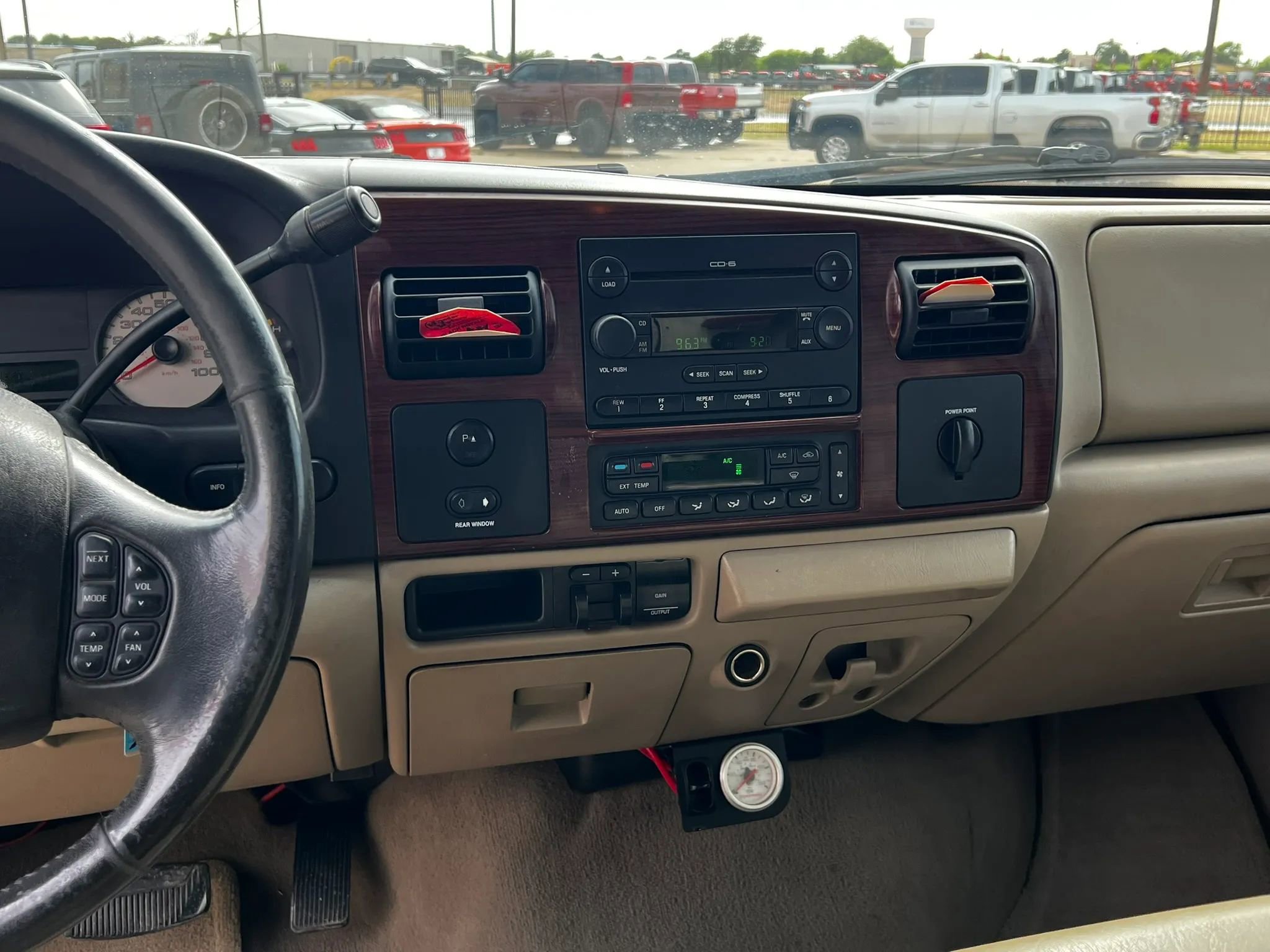 Used 2006 Ford F250 Lariat RWD image 17