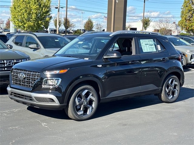 New 2026 Hyundai Venue SEL image 2