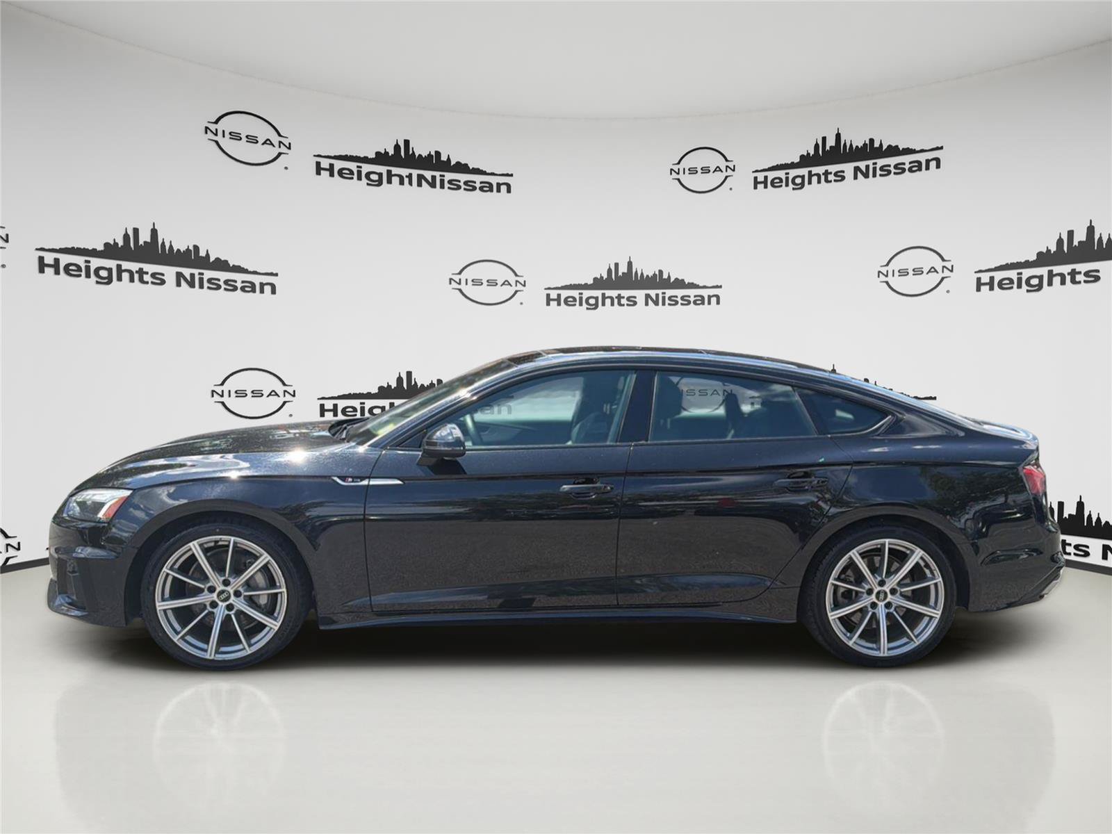 Used 2025 Audi A5 2.0T Premium Plus AWD/4WD image 2