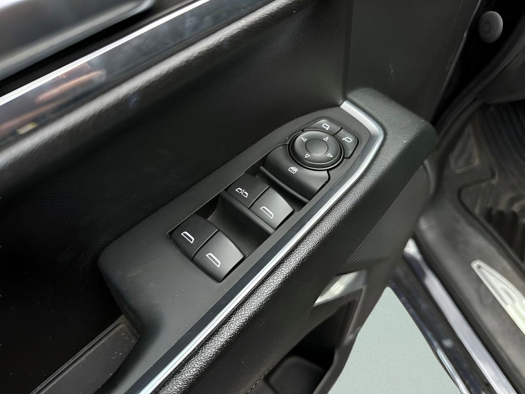 Used 2023 Chevrolet Silverado 1500 LT AWD/4WD image 12
