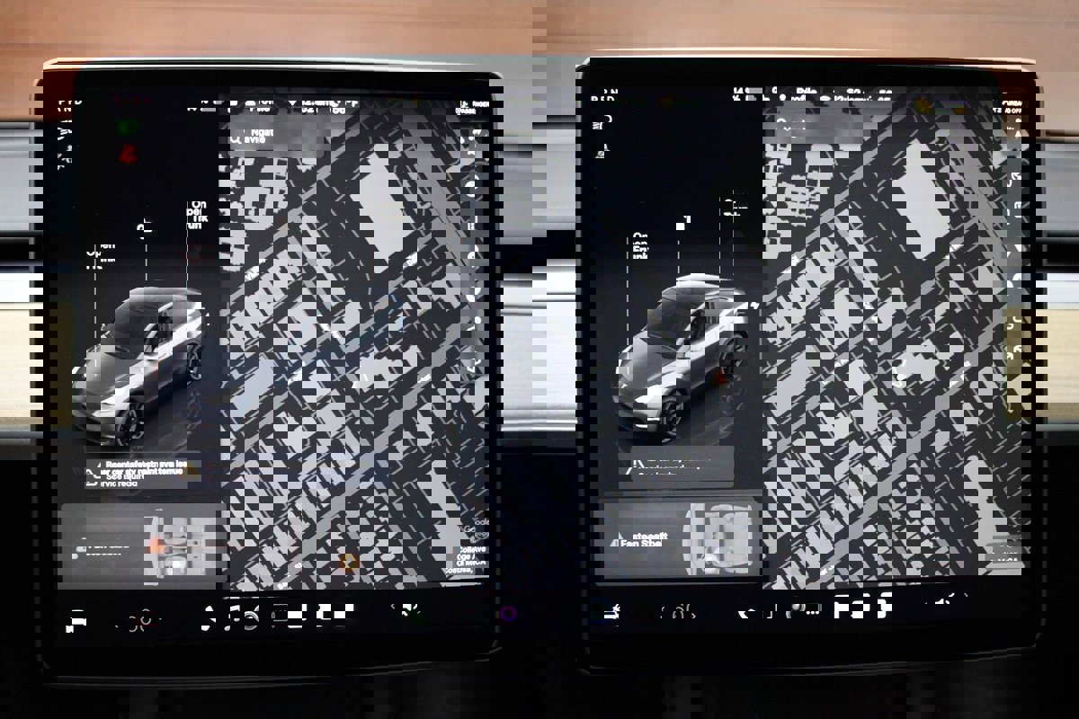 Used 2022 Tesla Model Y Long Range image 19