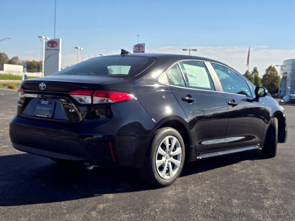New 2027 Toyota Corolla LE FWD image 13