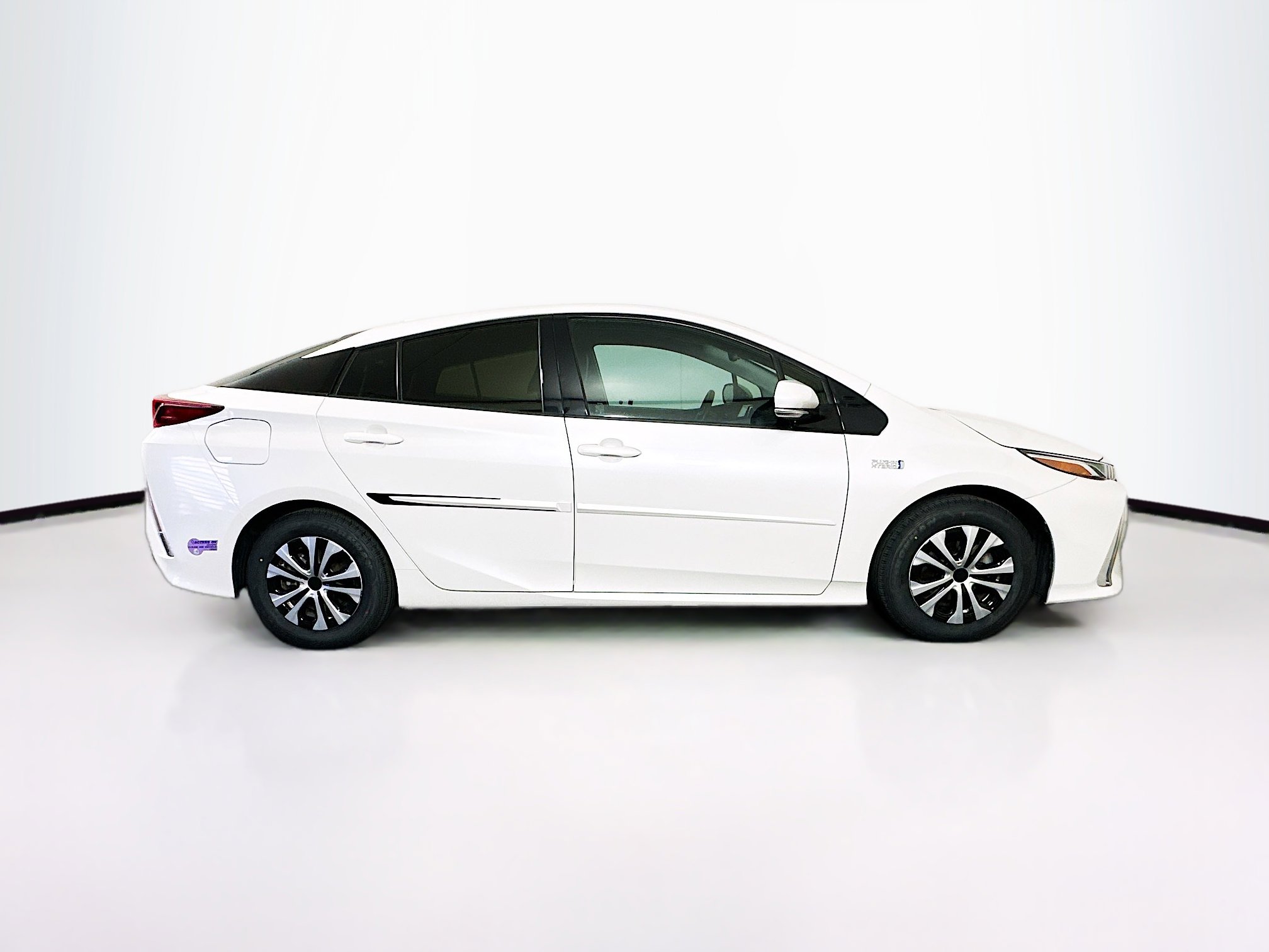 Used 2019 Toyota Prius Prime Premium FWD image 10