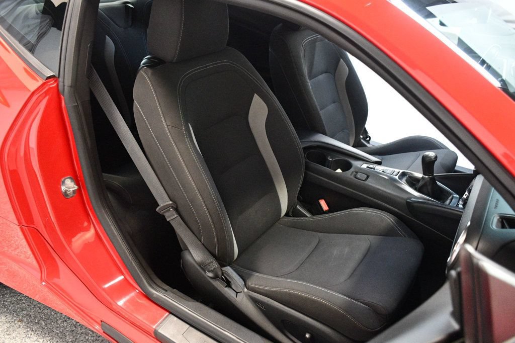 Used 2018 Chevrolet Camaro LS RWD image 29