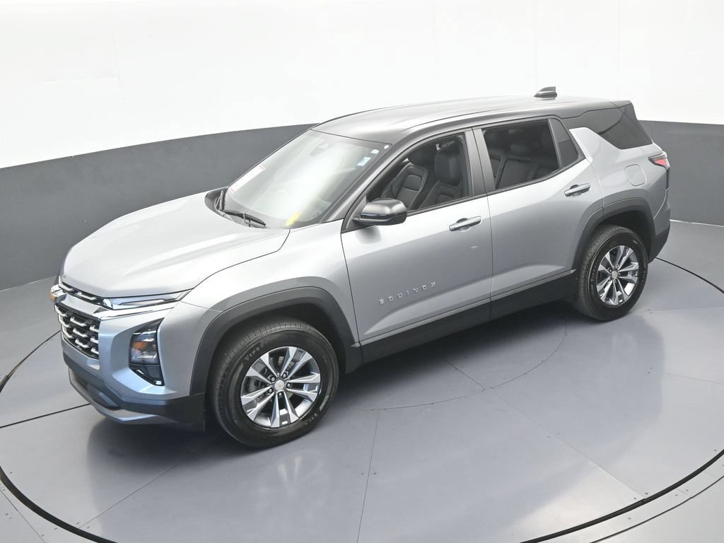 Used 2025 Chevrolet Equinox LT FWD image 41
