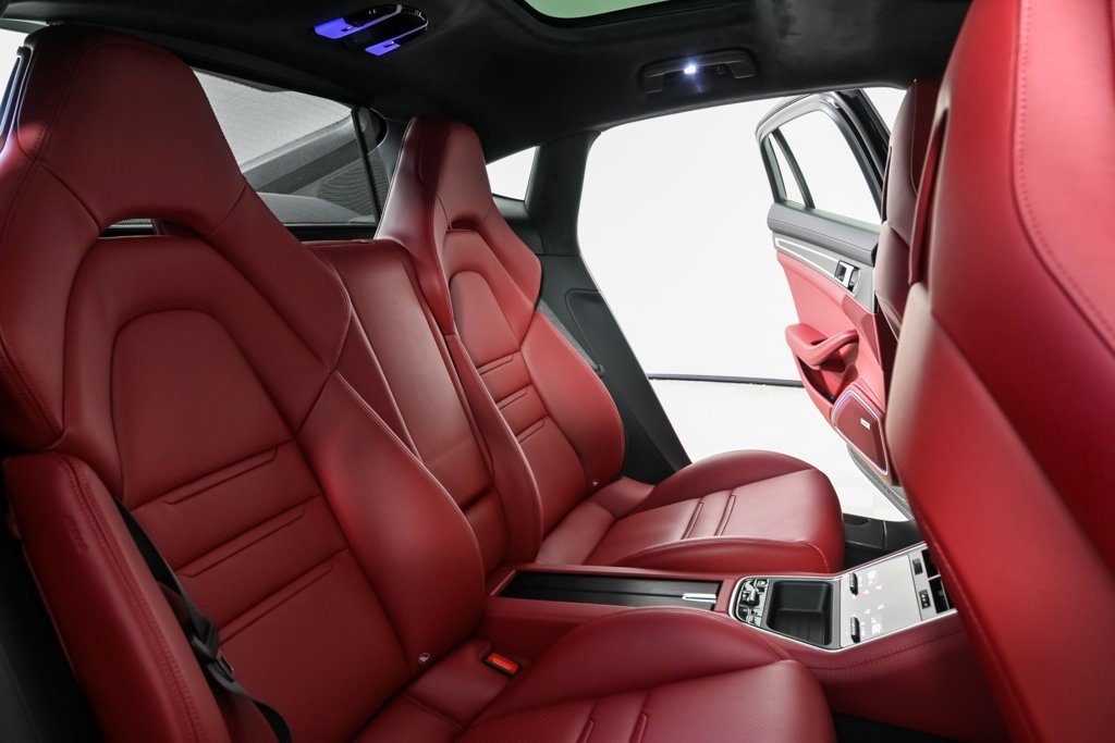 Certified 2023 Porsche Panamera GTS image 23