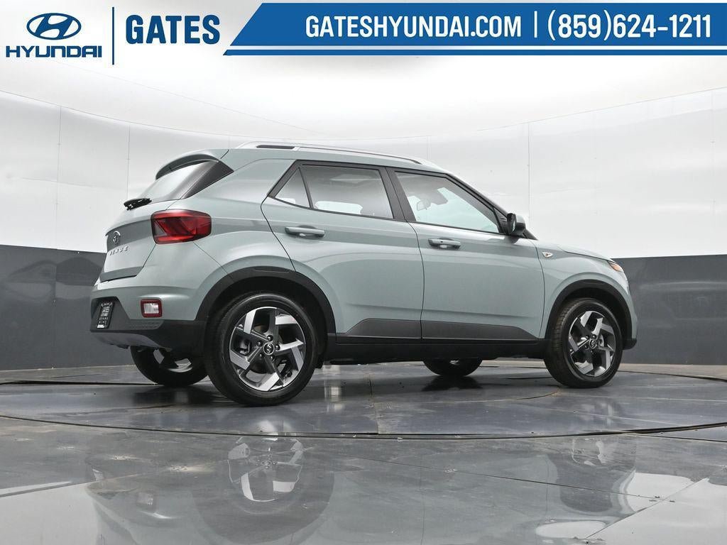 New 2026 Hyundai Venue SEL FWD image 36