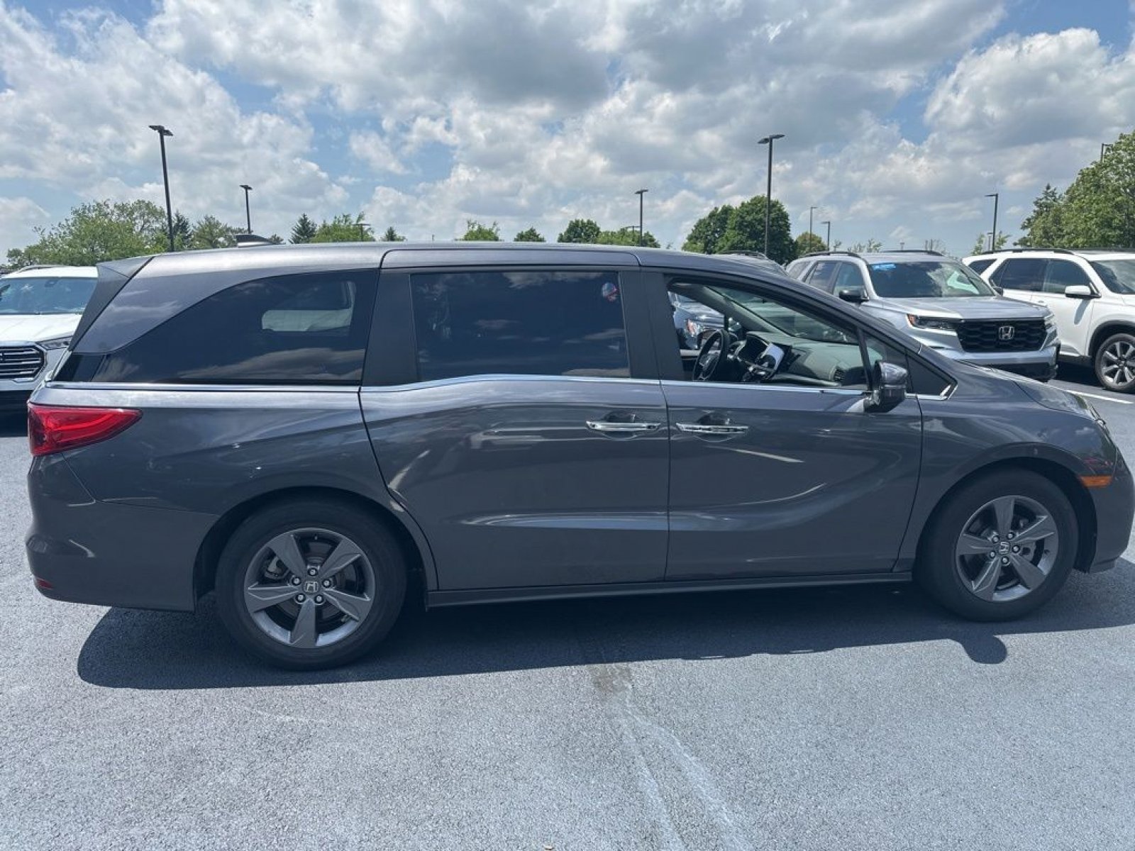 Certified 2023 Honda Odyssey EX image 6
