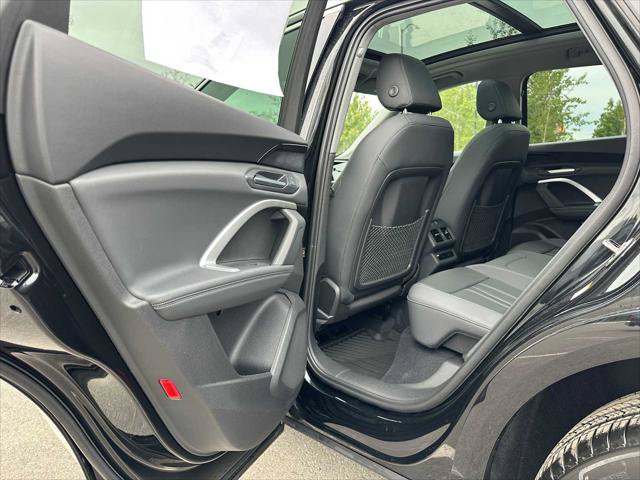 New 2025 Audi Q5 Premium AWD/4WD image 16