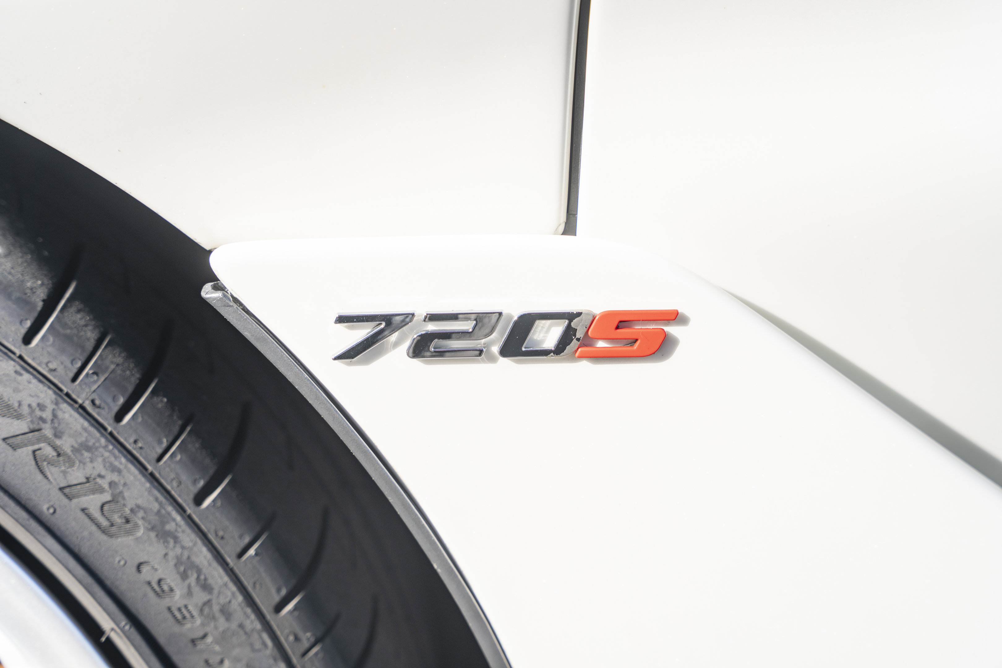 Used 2020 McLaren 720S Spider image 18