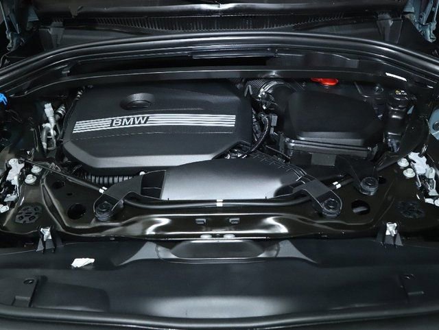 Used 2025 BMW X2 xDrive28i AWD/4WD image 40