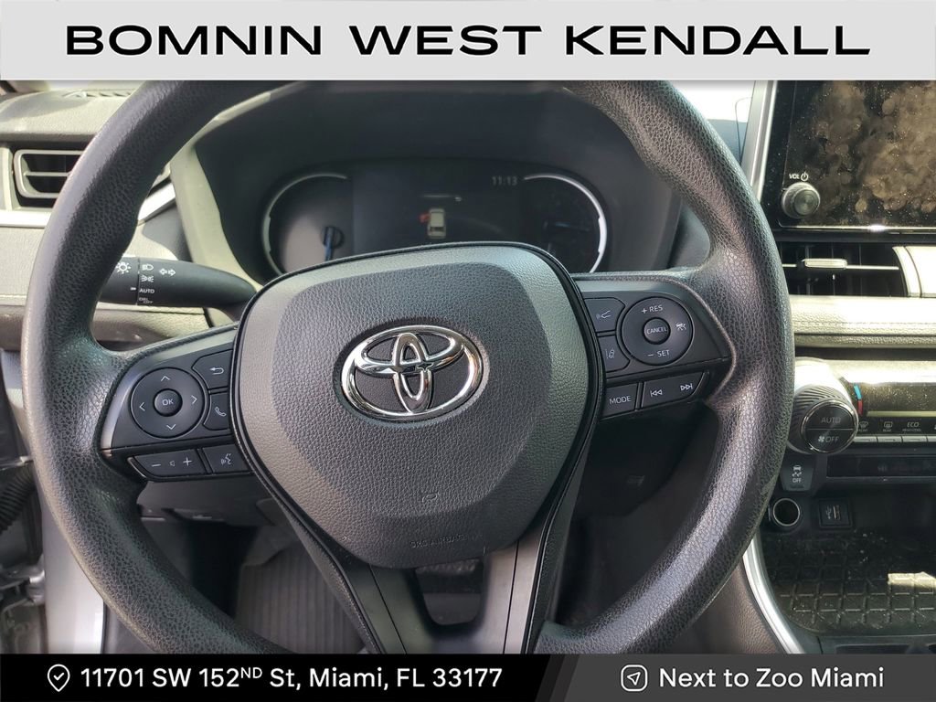 Used 2024 Toyota RAV4 XLE image 21