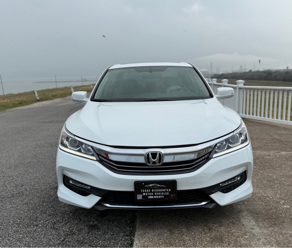 Used 2016 Honda Accord EX-L image 2