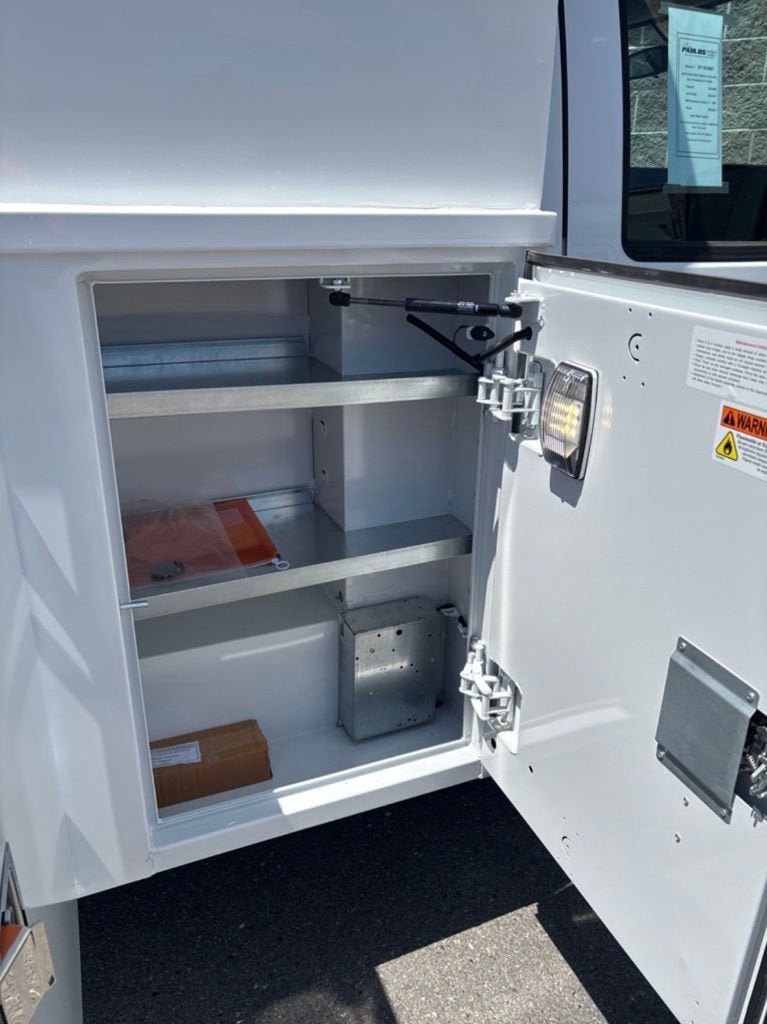 New 2025 Chevrolet Express 3500 w/ Power Convenience Package image 17