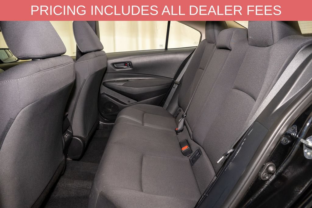 Used 2025 Toyota Corolla LE FWD image 8