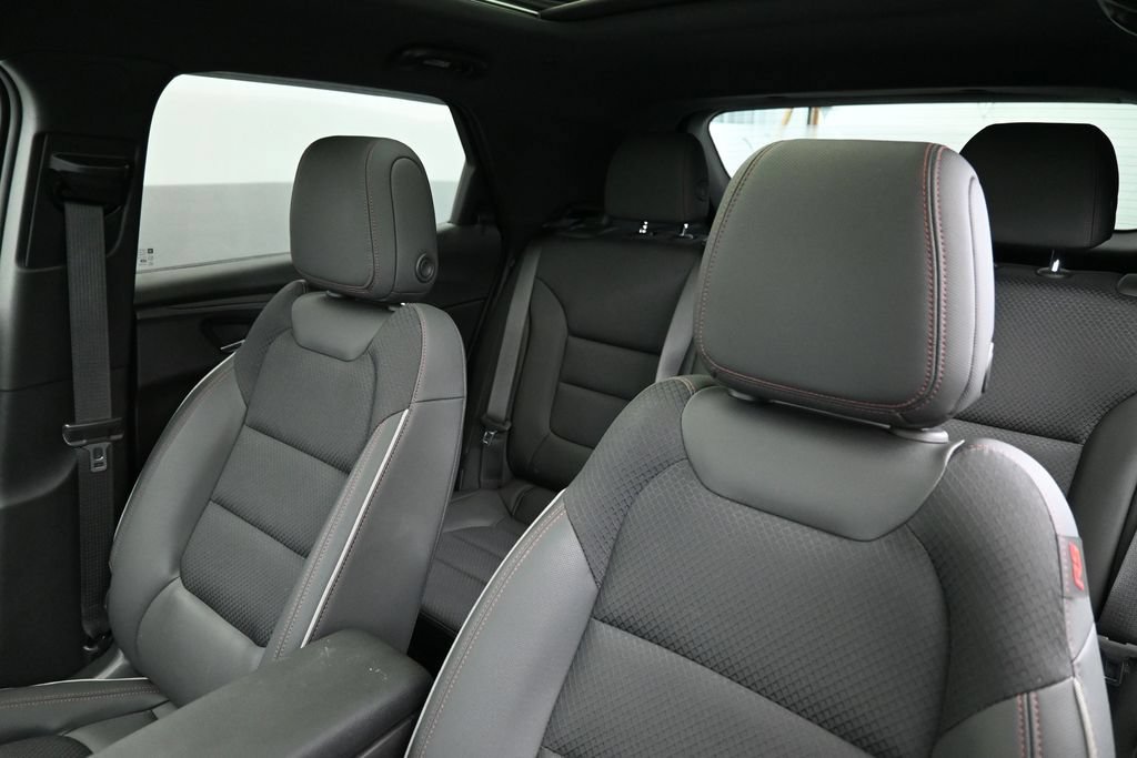 Used 2023 Chevrolet TrailBlazer RS w/ Sun and Liftgate Package AWD/4WD image 15