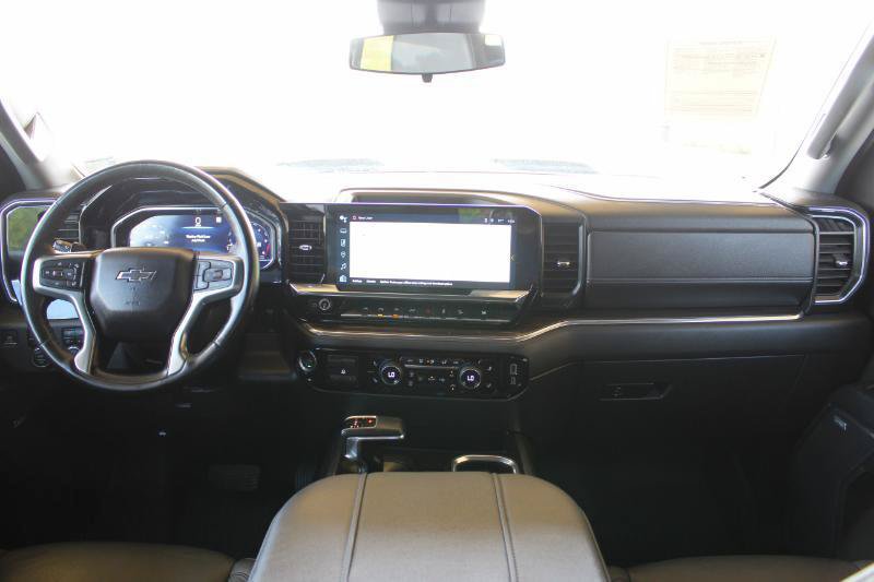 Used 2023 Chevrolet Silverado 1500 LT Trail Boss w/ Convenience Package II AWD/4WD image 28