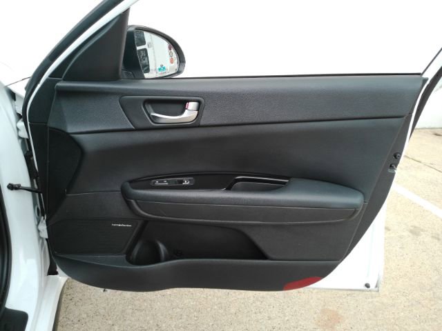 Used 2019 Kia Optima SX image 21