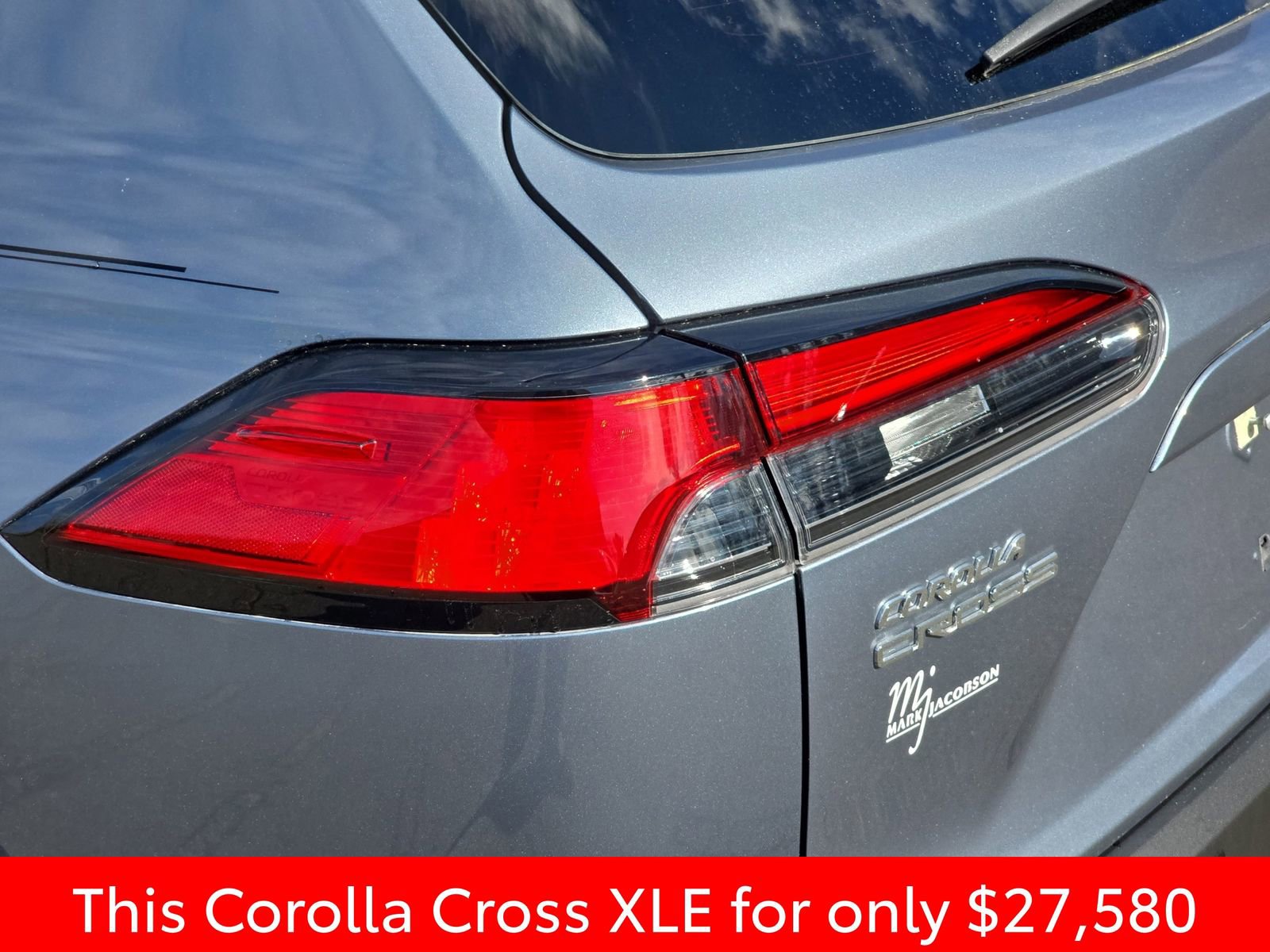 Used 2023 Toyota Corolla Cross XLE w/ Convenience Package image 42