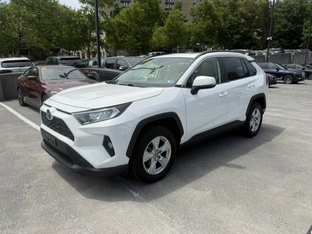 Used 2020 Toyota RAV4 XLE w/ Convenience Package AWD/4WD image 1