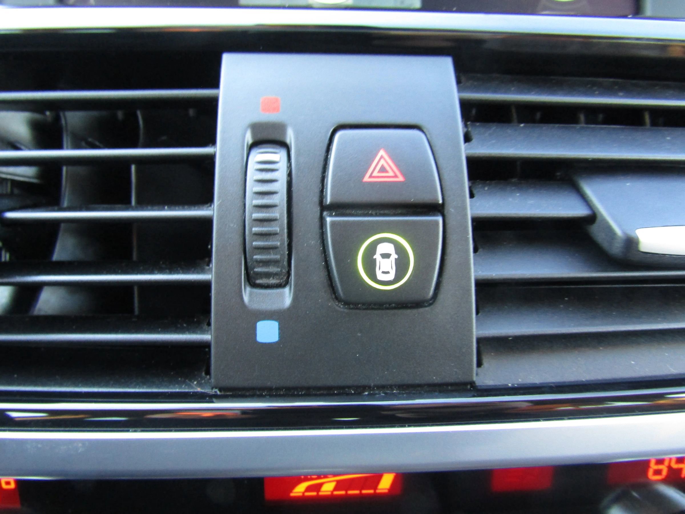 Used 2015 BMW X4 xDrive28i image 28