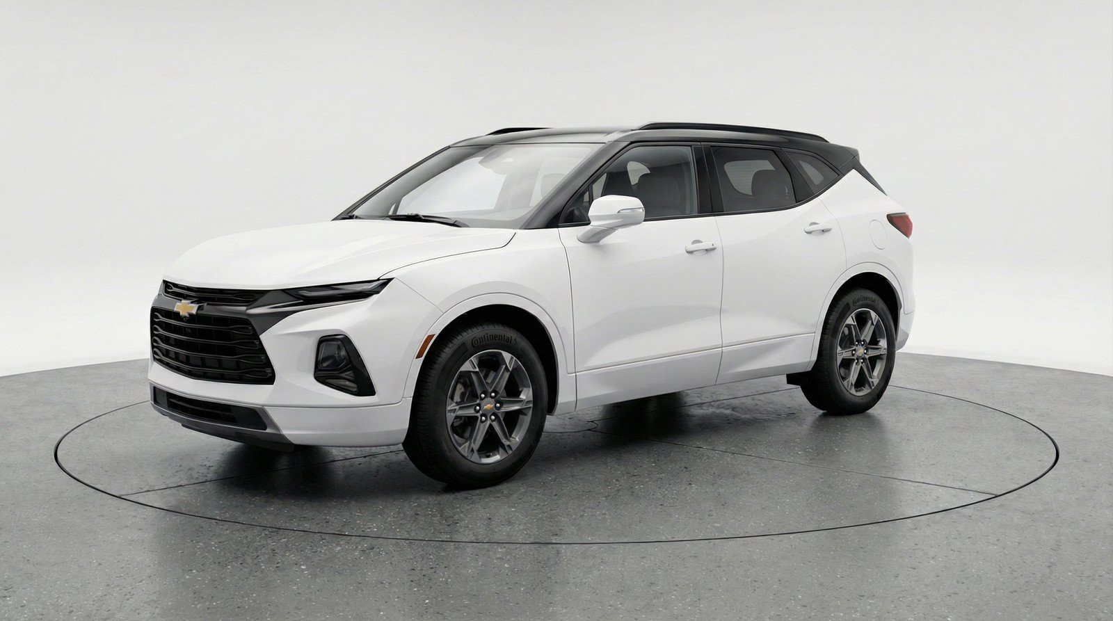 Used 2025 Chevrolet Blazer LT FWD image 3