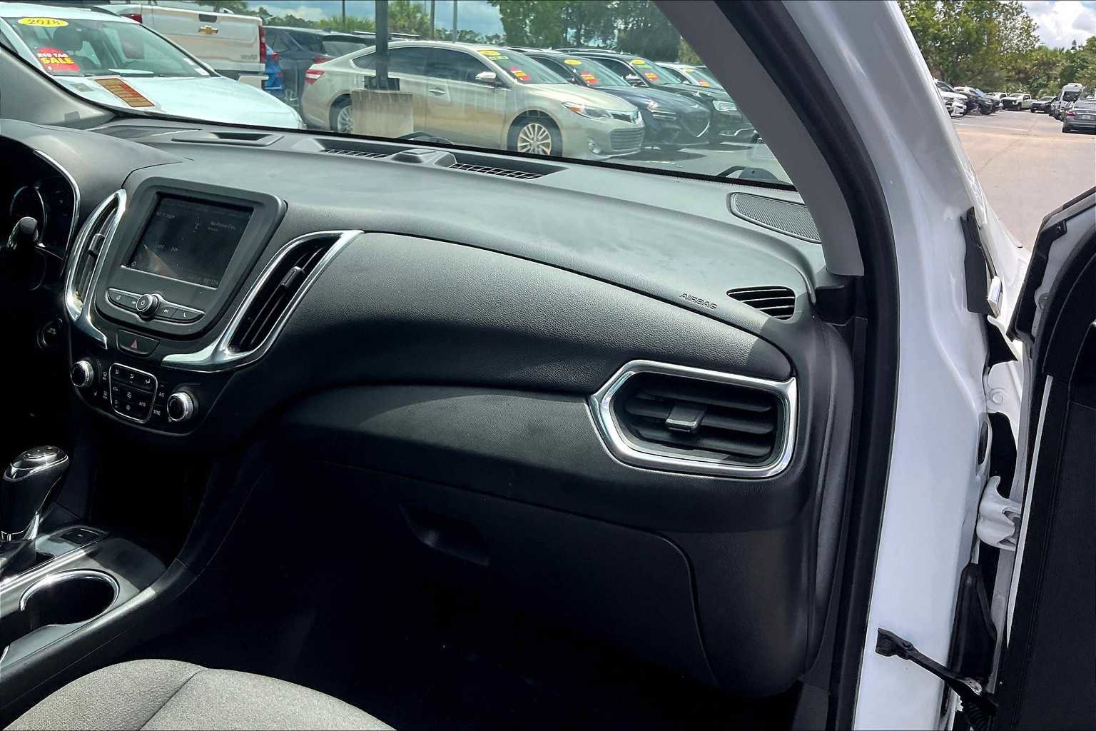 Used 2020 Chevrolet Equinox LT image 15