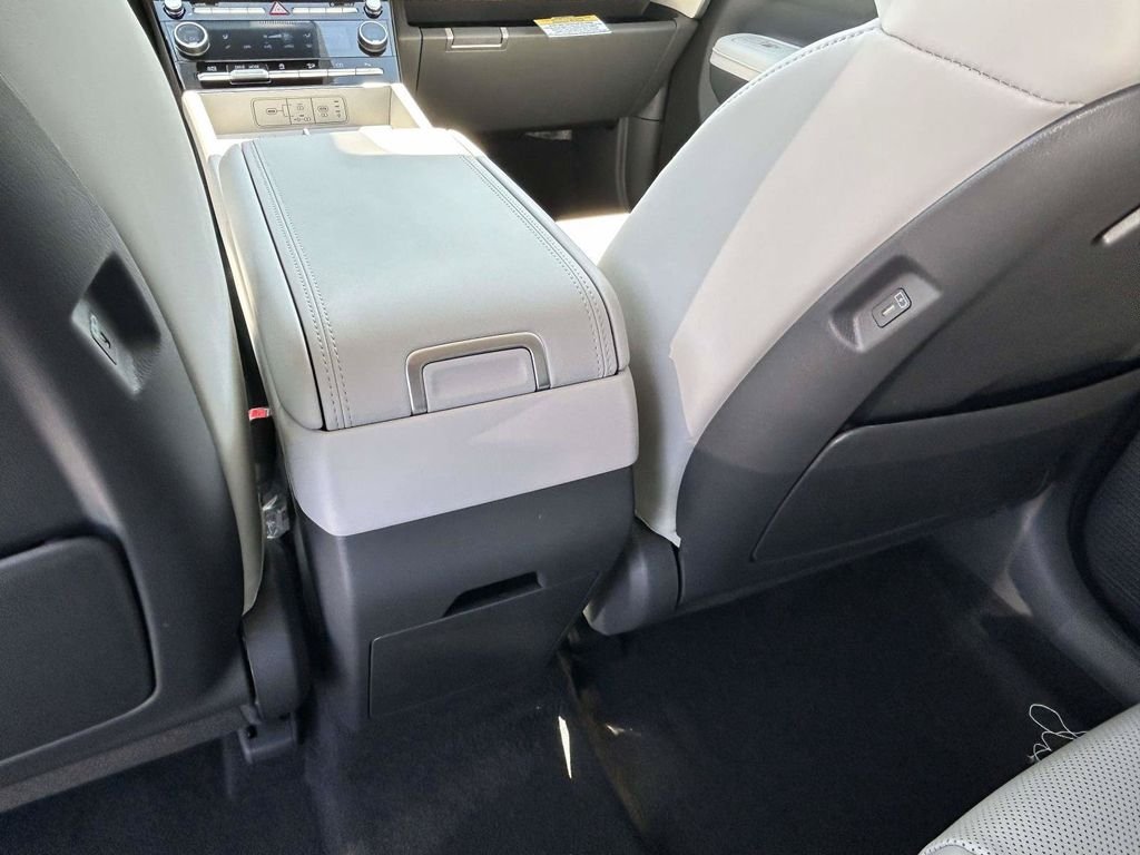 New 2027 Hyundai Santa Fe SEL FWD image 12