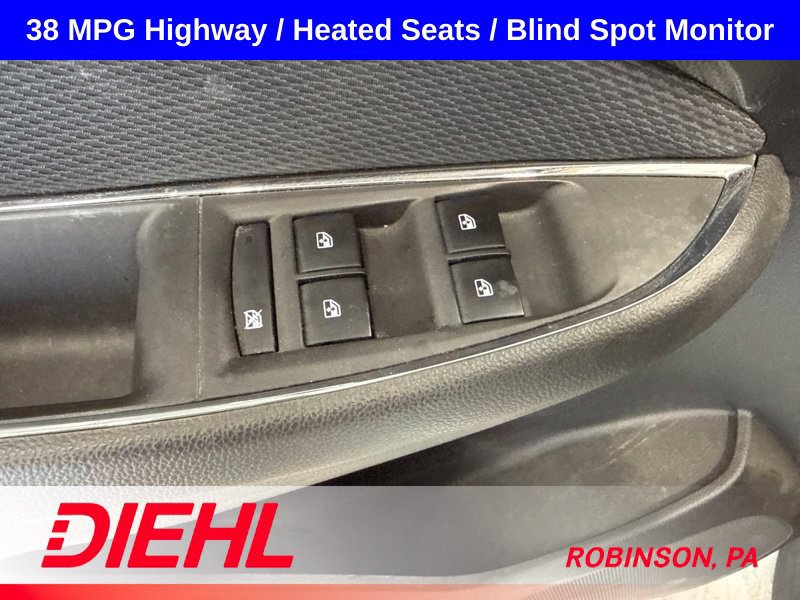 Used 2019 Chevrolet Cruze LT w/ Convenience Package FWD image 20