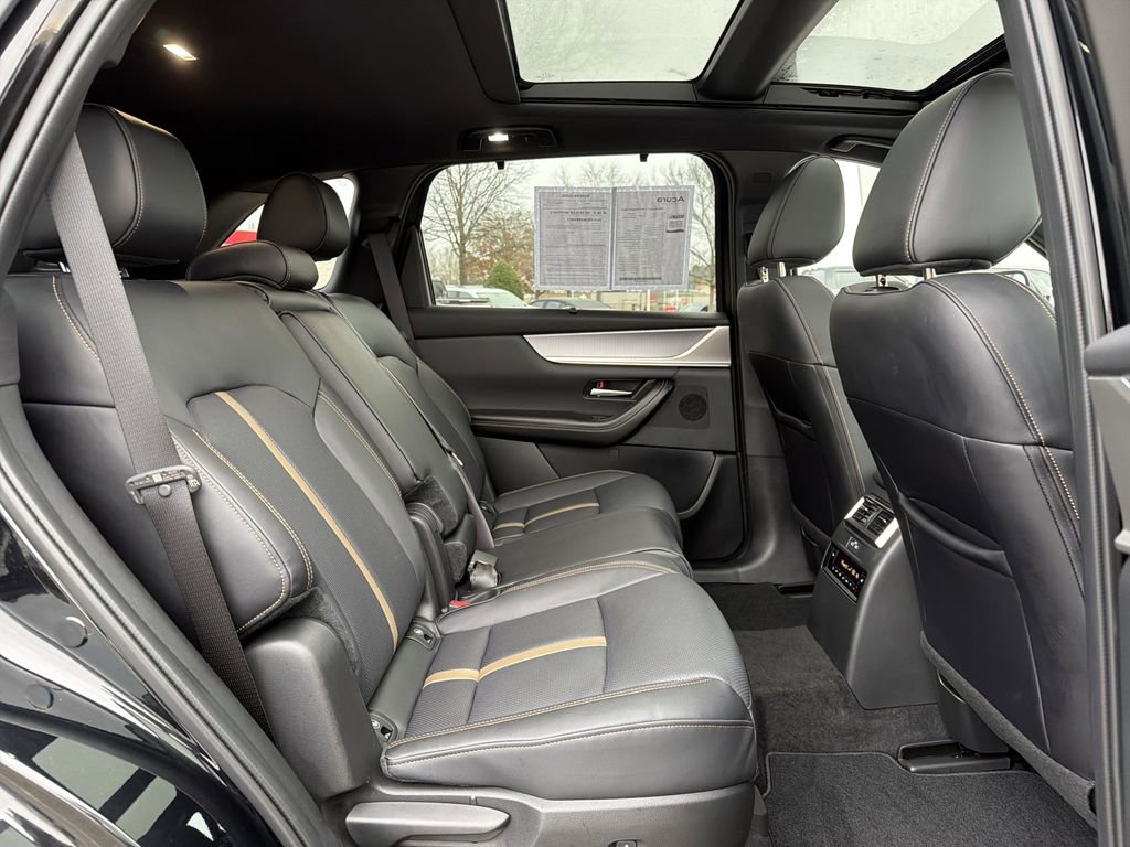 Used 2026 MAZDA CX-90 3.3 Turbo S w/ Premium Package image 24