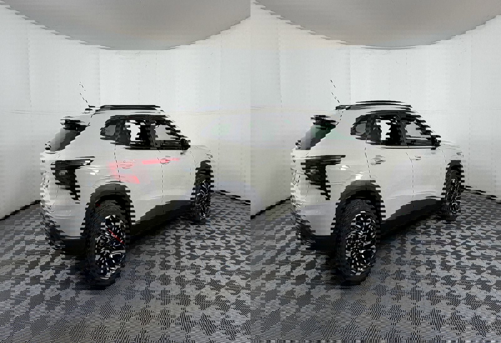 New 2026 Chevrolet Trax RS w/ Sunroof Package image 4