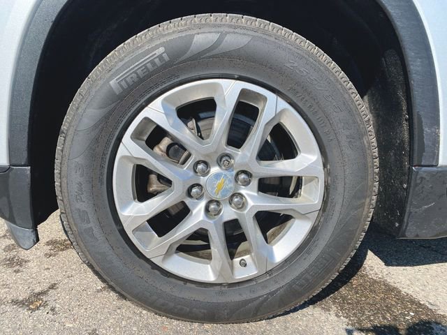 Used 2020 Chevrolet Traverse LS AWD/4WD image 13