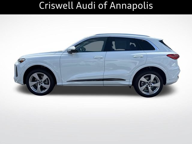 Certified 2025 Audi Q5 Premium Plus w/ Premium Plus AWD/4WD image 4