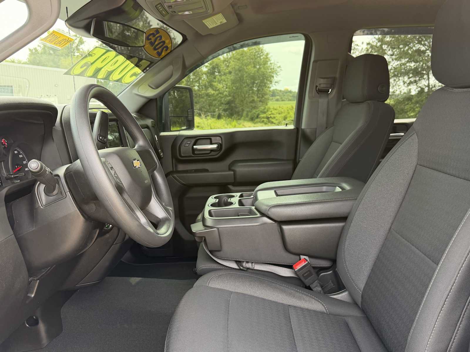 Used 2025 Chevrolet Silverado 2500 Custom AWD/4WD image 11