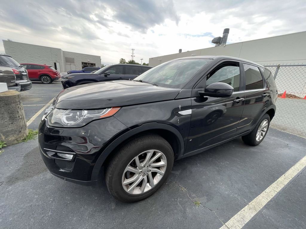 Used 2016 Land Rover Discovery Sport HSE AWD/4WD image 11