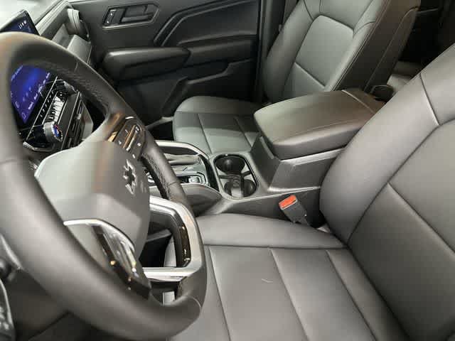 Used 2026 Chevrolet Colorado Trail Boss AWD/4WD image 10