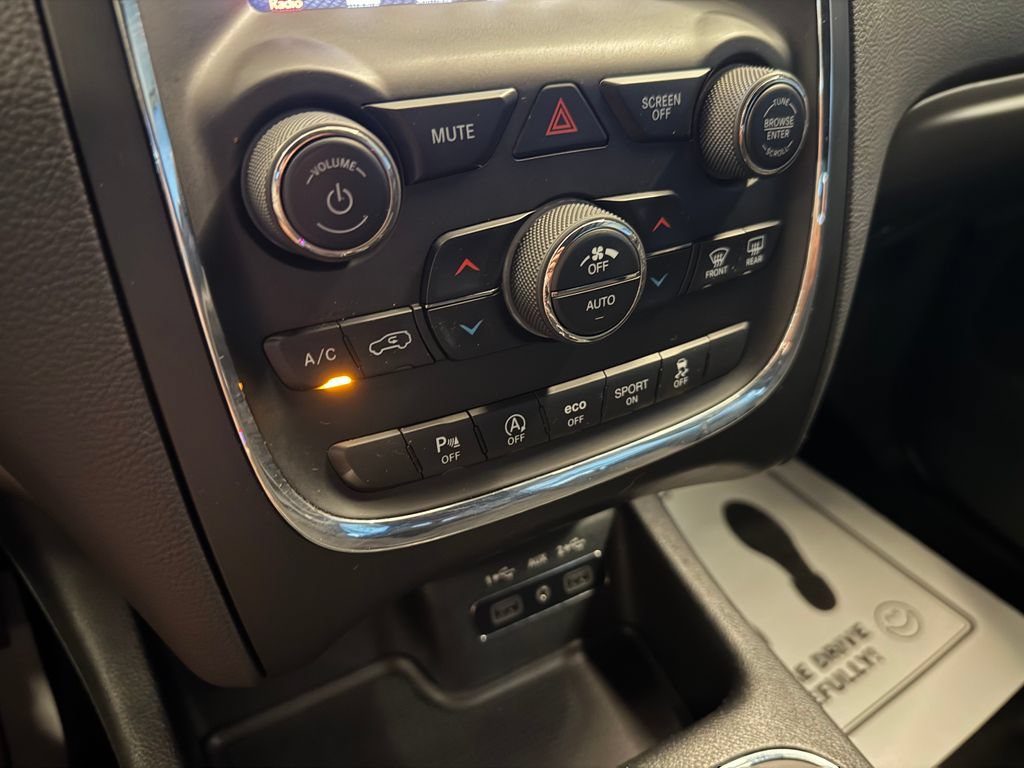 Used 2018 Dodge Durango SXT w/ Quick Order Package 2BB AWD/4WD image 15