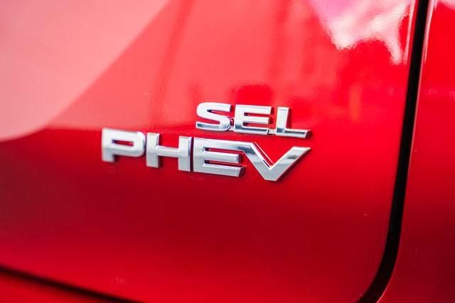 New 2025 Mitsubishi Outlander SEL image 8