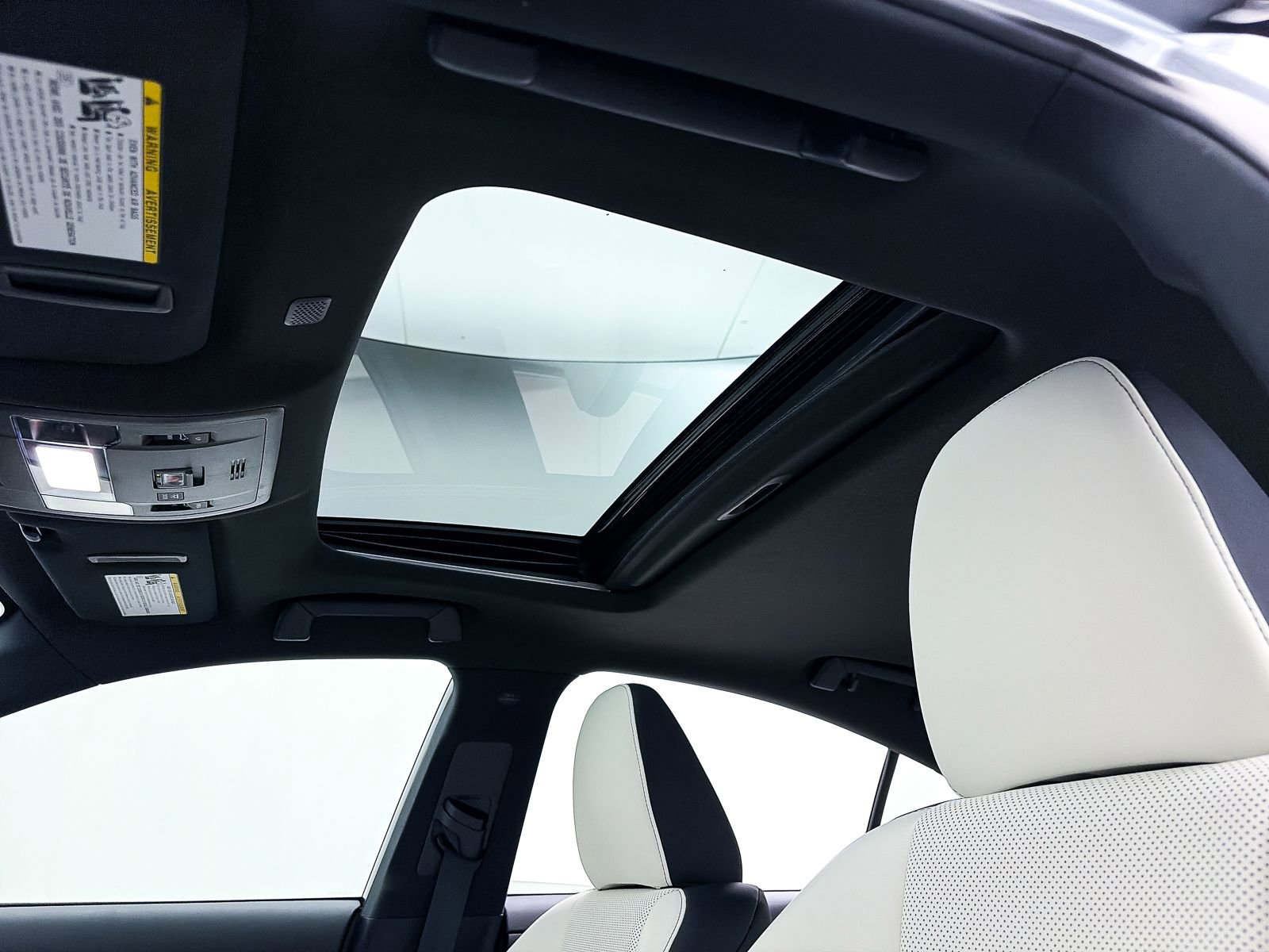 Used 2025 Lexus IS 350 F Sport w/ Navigation Package RWD image 3