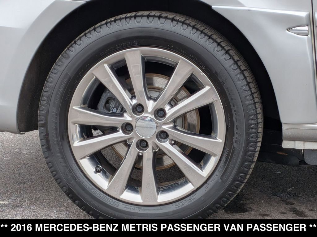 Used 2016 Mercedes-Benz Metris Passenger image 19