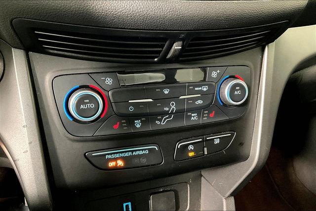 Used 2019 Ford Escape SEL image 31