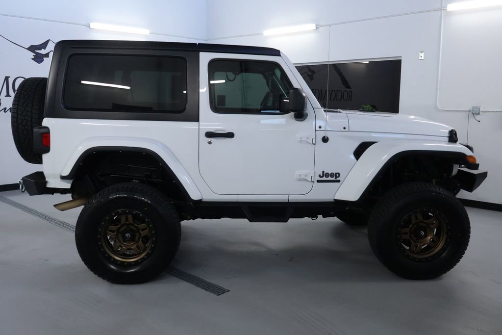 Used 2021 Jeep Wrangler Sport AWD/4WD image 8