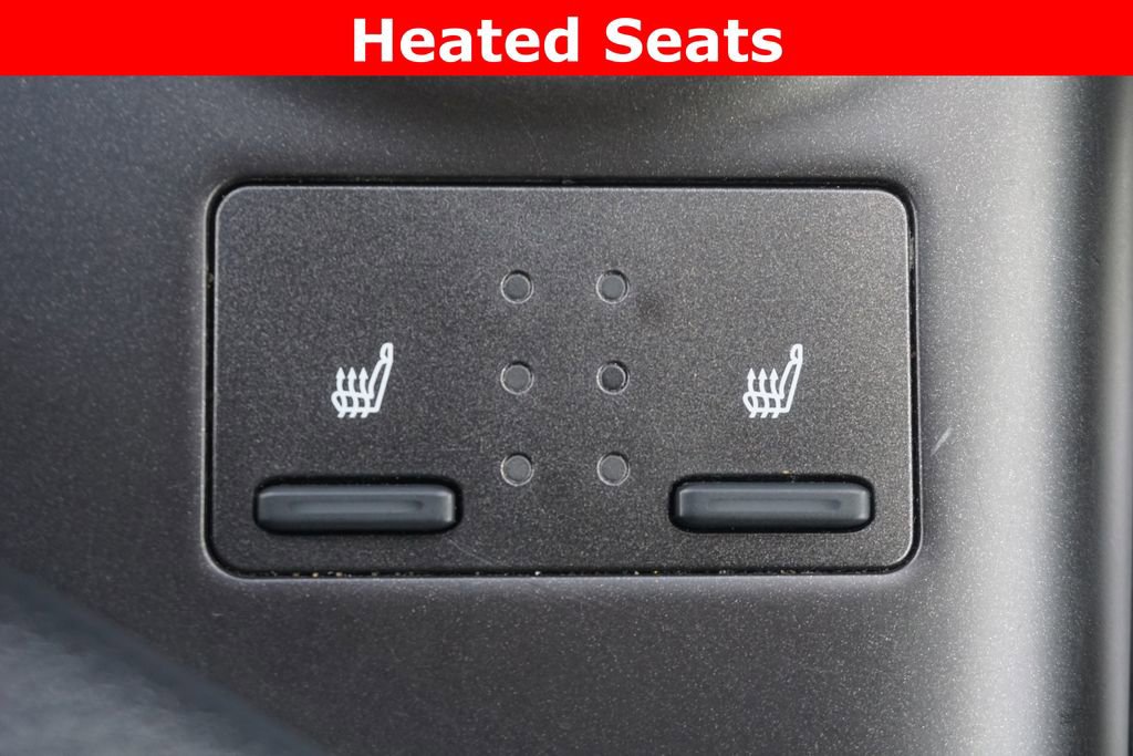 Used 2023 Toyota Camry SE image 8