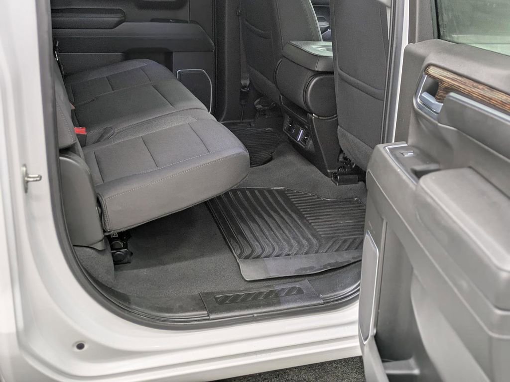 Used 2023 GMC Sierra 1500 SLE w/ Enhanced Capability Package AWD/4WD image 20