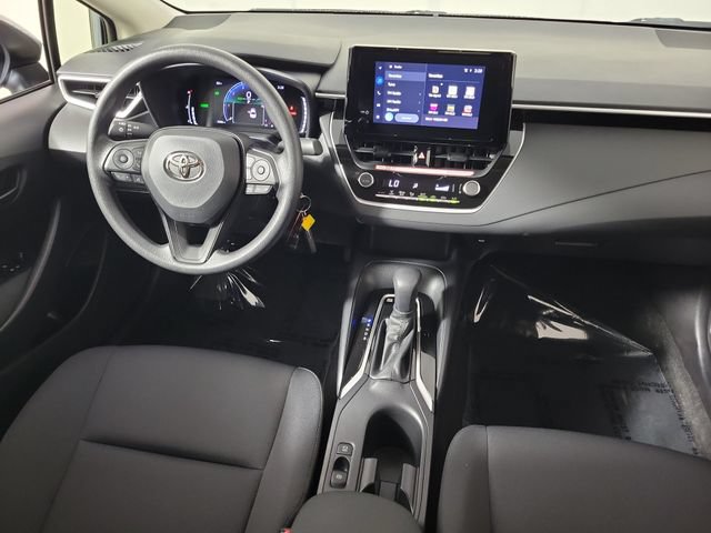 Used 2026 Toyota Corolla LE FWD image 15