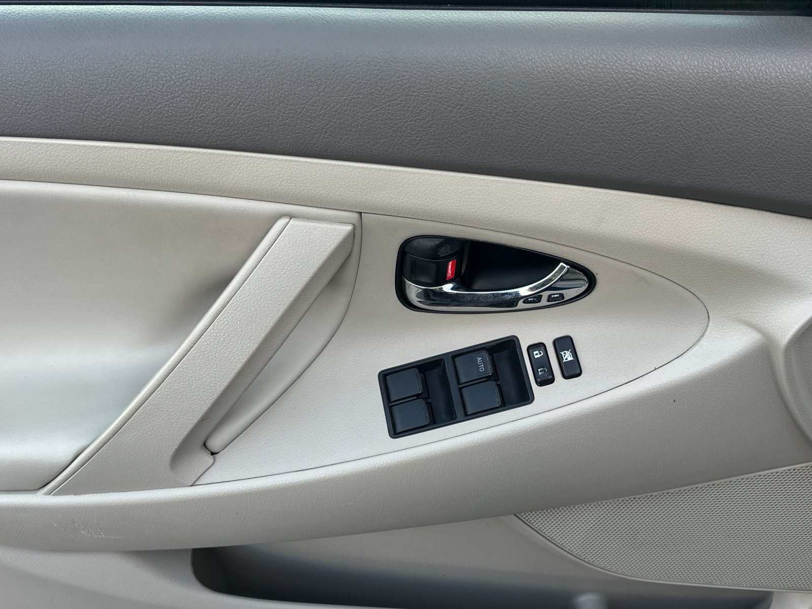 Used 2009 Toyota Camry Hybrid FWD image 11