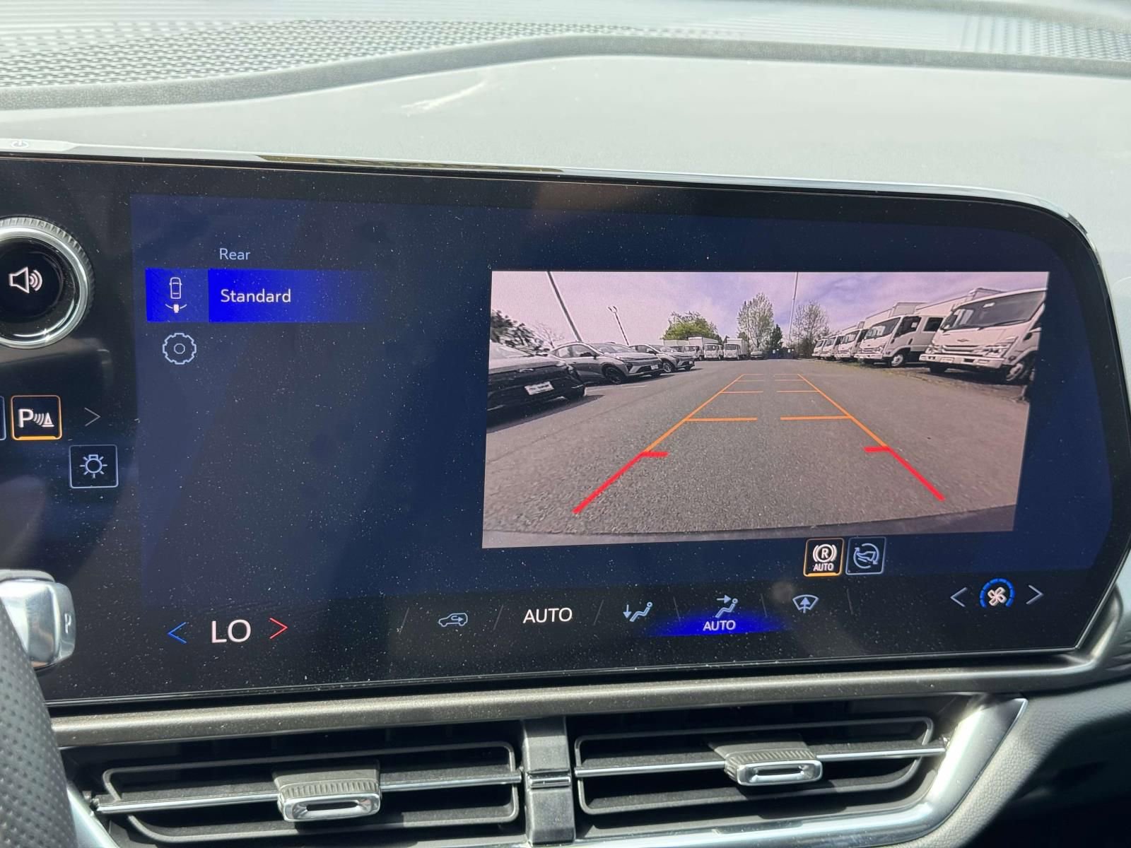 New 2026 Chevrolet Equinox EV LT image 11